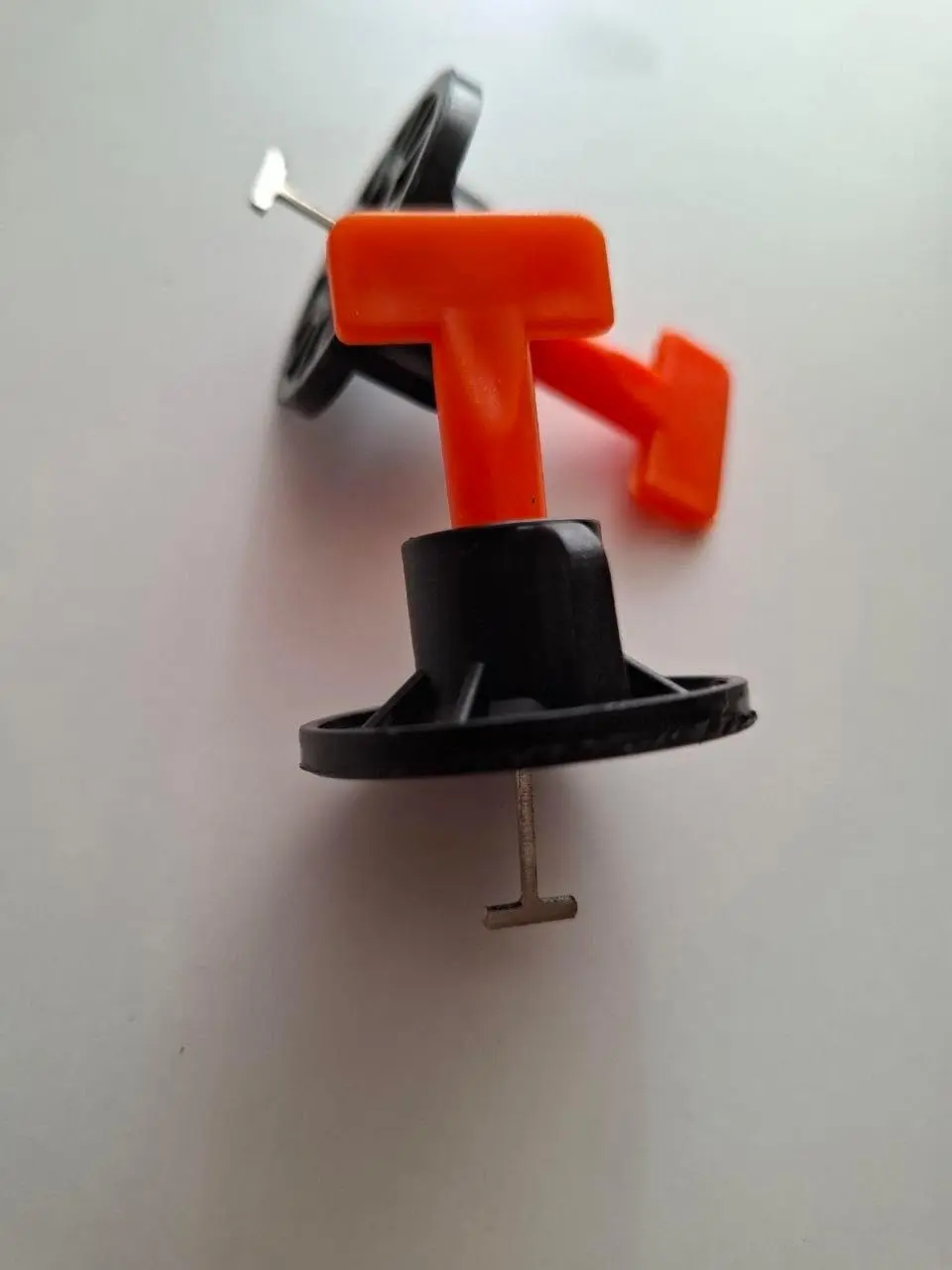 Tile Levelling System Kit 100 Clips + 2 Wrenches 1.5mm Spacers Floor & Wall Tiling Tool - Image 5